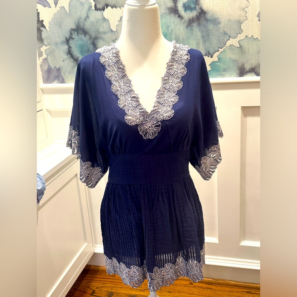 Vintage Catherine Malandrino embroidered v-neck peplum top